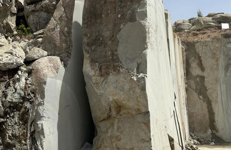 Hisar Gri Granit Blok Taş